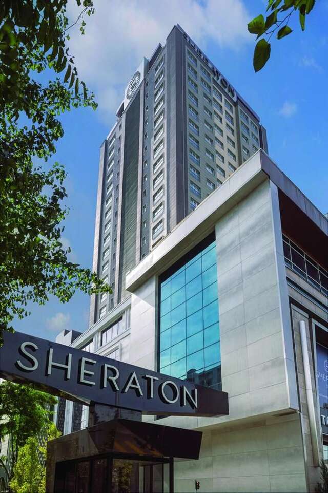 Отель Sheraton Bishkek Бишкек-3